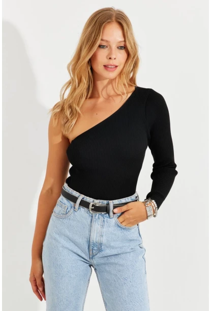 Kadın Siyah Tek Omuz Triko Bluz YV204