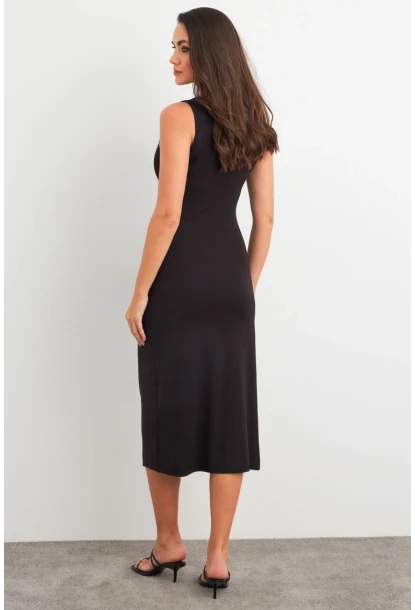 Kadın Siyah Toka Aksesuarlı Yırtmaçlı Midi Elbise EY3023