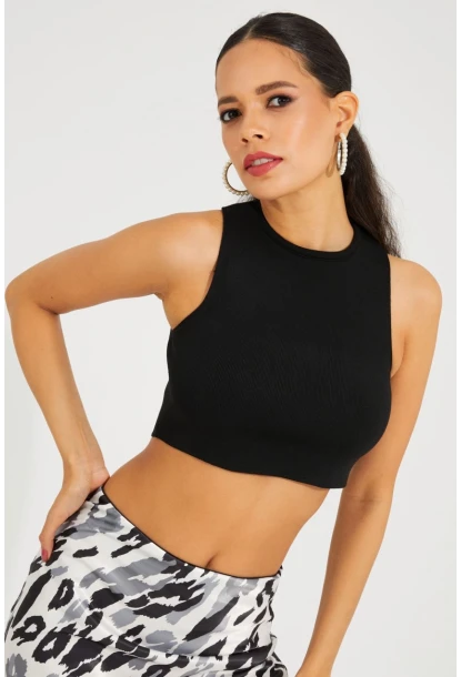 Kadın Siyah Triko Crop Triko Bluz KZ2447