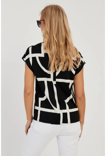 Kadın Siyah V Yaka Desenli Bluz AYD293