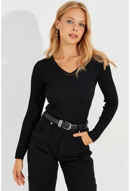 Kadın Siyah V Yaka Fitilli Triko Bluz SMT216