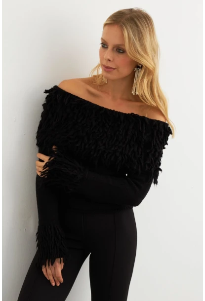 Kadın Siyah Yakası Sakallı Madonna Bluz KZ542