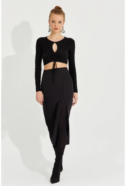 Kadın Siyah Yırtmaçlı Fermuarlı Midi Etek YEL221370