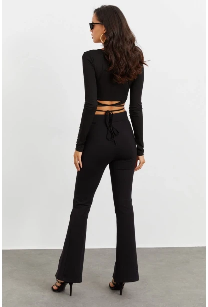 Kadın Siyah Yırtmaçlı Pantolon BK1528