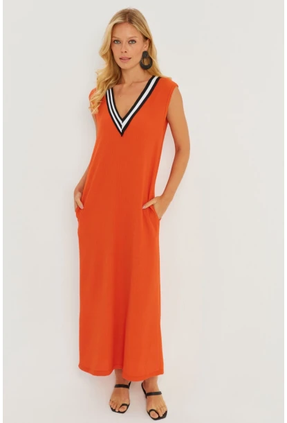 Kadın Turuncu V Yaka Bloklu Maxi Elbise EY2779
