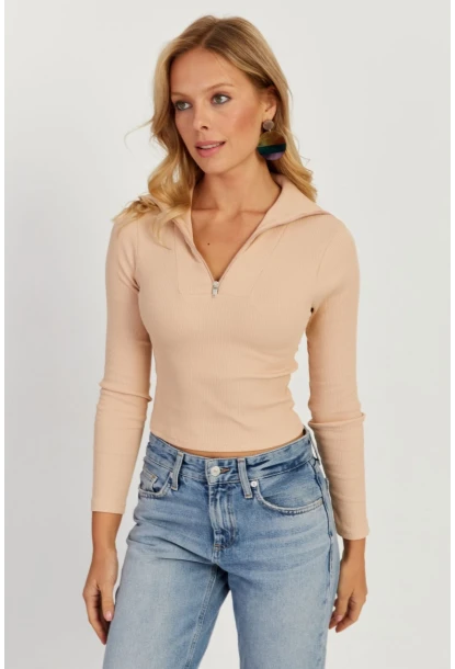 Kadın Vanilya Fermuarlı Kısa Bluz CY336