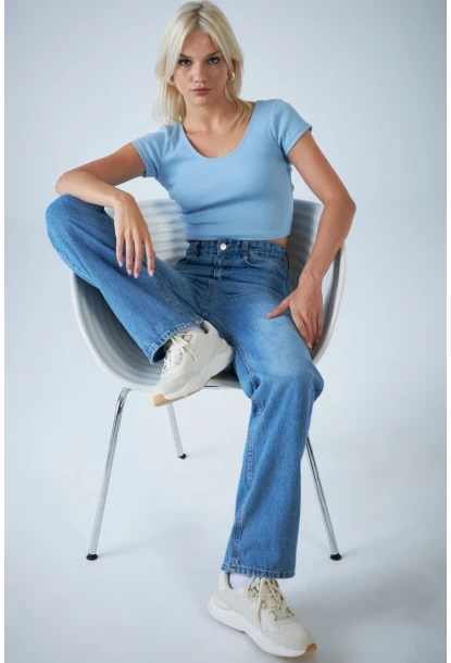 Kadın Açık Mavi Yüksel Bel Düz Kesim Jean TSS488