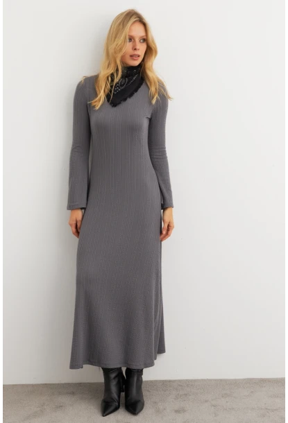 Kadın Antrasit Basic Maxi Elbise COL30