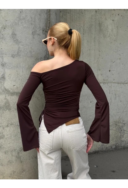 Kadın Bel Detay Kayık Yaka Uzun Kol Kahve Bluz