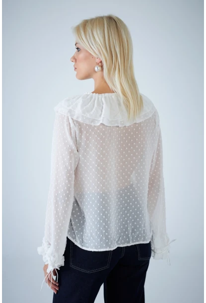 Kadın Beyaz Kendinden Desenli Fırfırlı Transparan Bluz FRO0058
