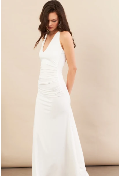 Kadın Beyaz Sırtı Açık Boyun Bağlamalı Maxi Elbise DCF061