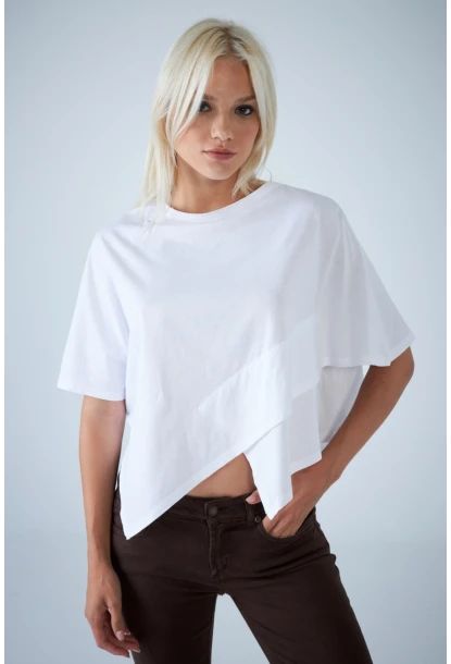 Kadın Beyaz Yarasa Kol Asimetrik T-Shirt LPP1315