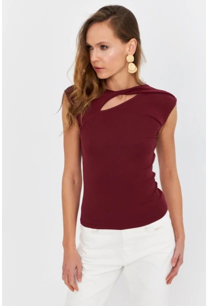 Kadın Bordo Önü Pencereli Asimetrik Bluz LPP1227-1