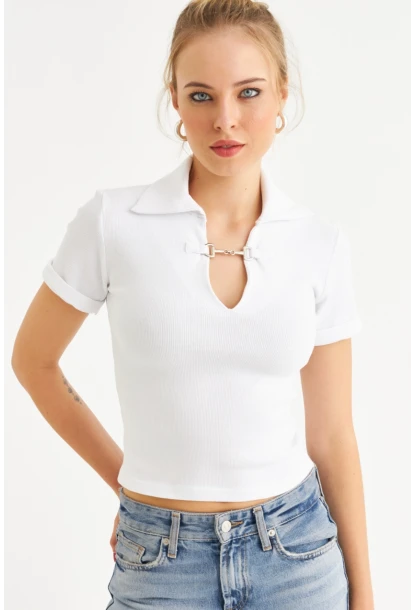 Kadın Ekru Aksesuarlı Crop Bluz COL3008