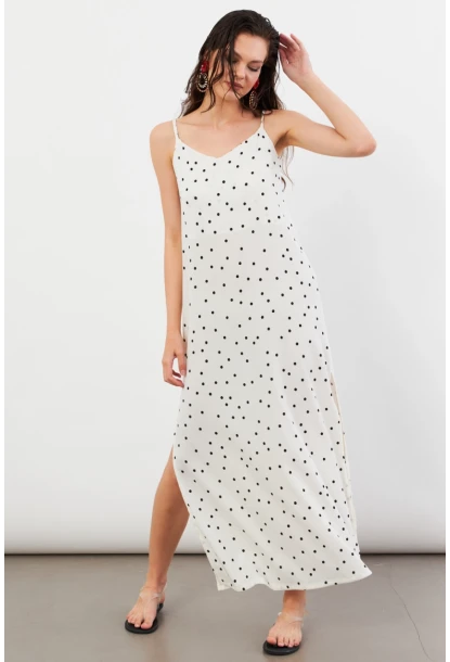 Kadın Ekru Askılı Puantiyeli Krinkıl Midi Elbise AYD413
