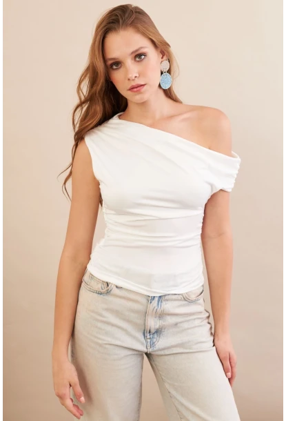 Kadın Ekru Degaje Yaka Büzgülü Bluz FRY2320