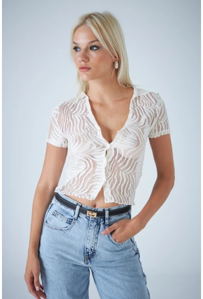 Kadın Ekru Kendinden Desenli Düğmeli Bluz EV115