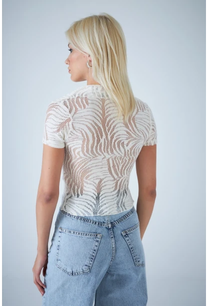 Kadın Ekru Kendinden Desenli Düğmeli Bluz EV115