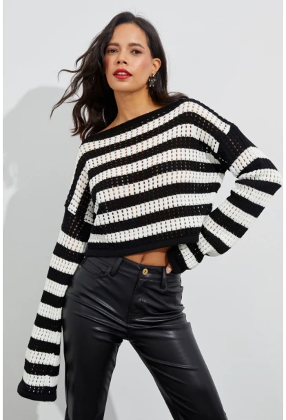 Kadın Ekru-Siyah İspanyol Kol Ajurlu Triko Kısa Bluz YV109