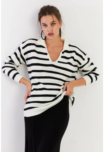 Kadın Ekru-Siyah Polo Yaka Çizgili Triko Kazak COL01