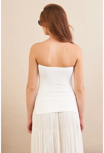 Kadın Ekru Straplez Yanı Yırtmaçlı Bluz MX2006