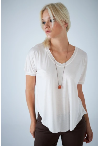 Kadın Ekru V Yaka Rahat T-Shirt LPP1310