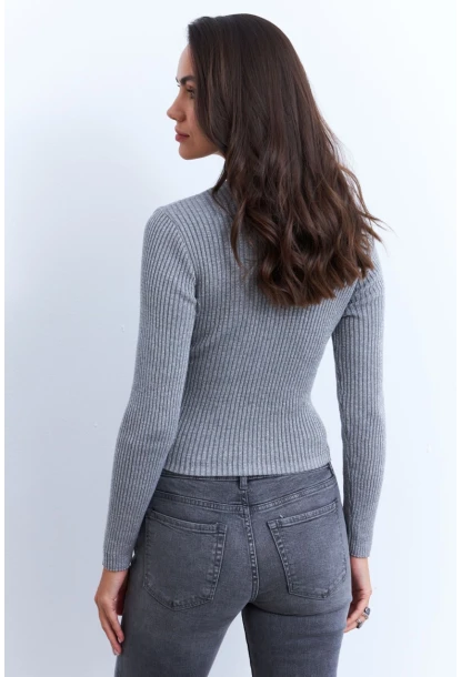 Kadın Gri Kruvaze Büzgülü Simli Bluz KED173