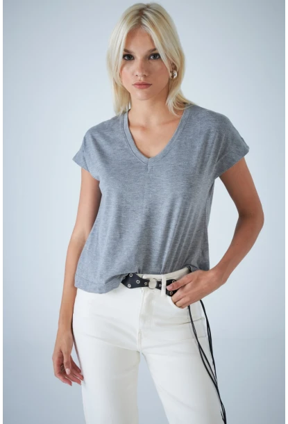 Kadın Gri V Yaka T-Shirt LPP1311