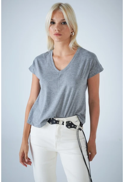 Kadın Gri V Yaka T-Shirt LPP1311