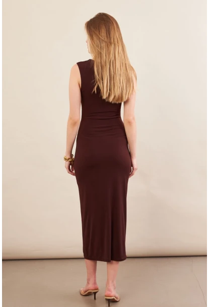 Kadın Kahverengi Aksesuarlı Büzgülü Midi Elbise İRE102