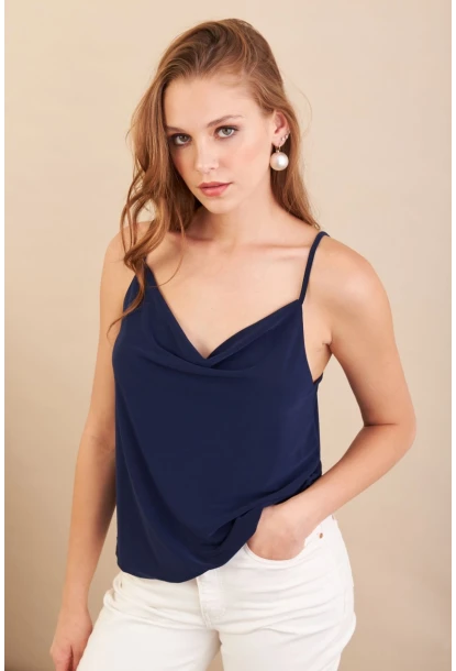 Kadın Lacivert Degaje Yaka Bluz LPP1286-90