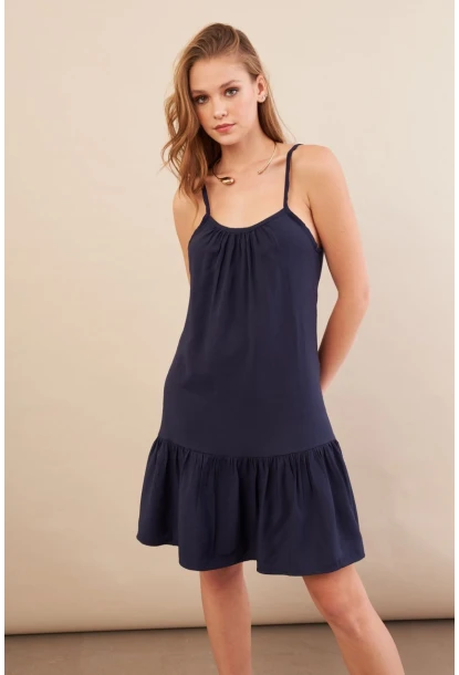 Kadın Lacivert Eteği Volanlı Askılı Midi Elbise OPS4152