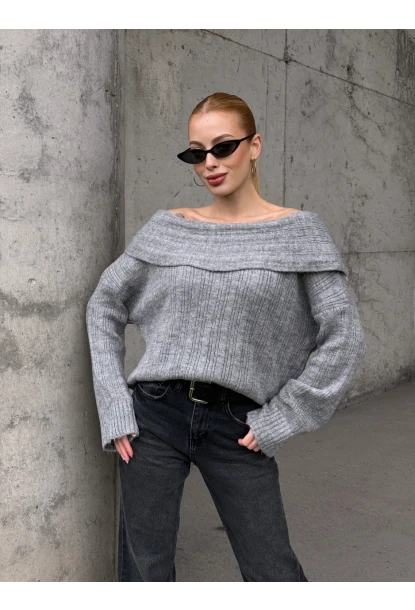 Kadın Madonna Yaka Triko Gri