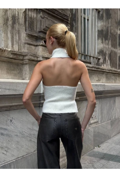 Kadın Sırt Açık Balıkçı Yaka Yumoş Crop Bluz