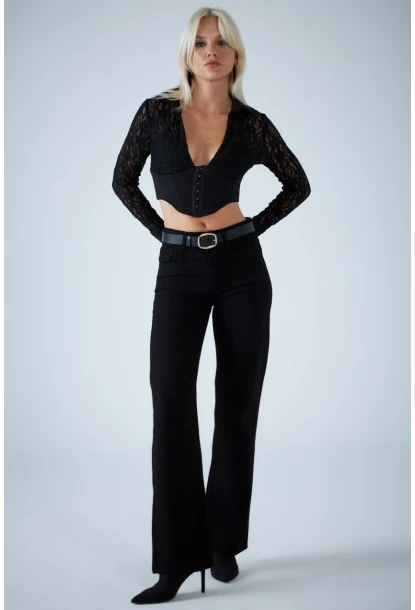 Kadın Siyah Agraflı Crop Bluz KM500