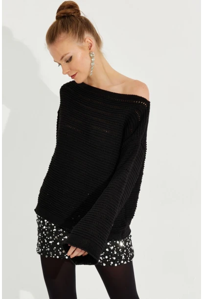 Kadın Siyah Ajurlu Triko Bluz YV213