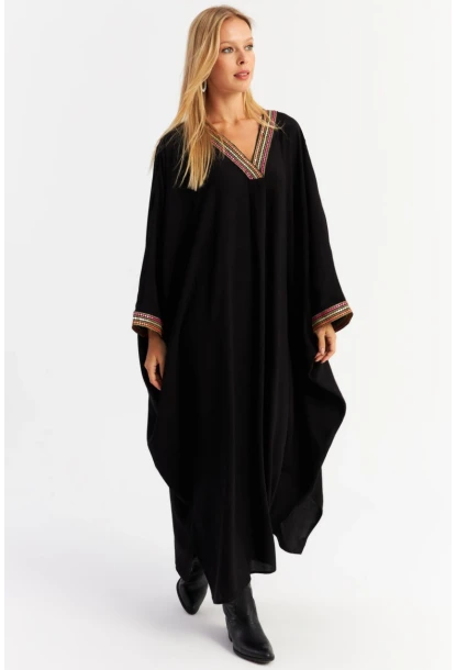 Kadın Siyah Aksesuarlı Şeritli Maxi Elbise ALO12