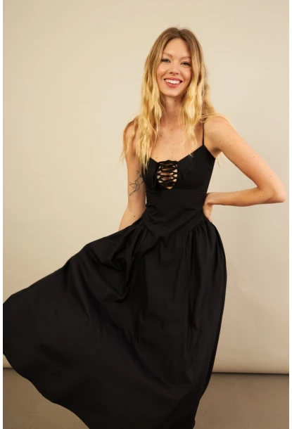 Kadın Siyah Askılı Detaylı Midi Elbise YEL221653