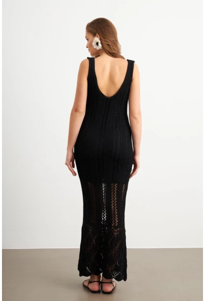 Kadın Siyah Astarlı Ajurlu Maxi Elbise MBE15001