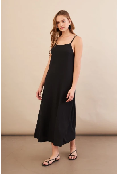 Kadın Siyah Ayarlanabilir Askılı Bürümcük Midi Elbise MX9455