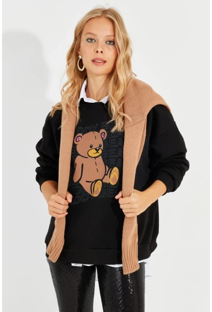 Kadın Siyah Ayıcık Baskılı Sweatshirt ZM288