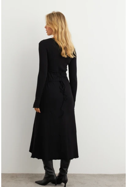Kadın Siyah Bağlamalı Kaşkorse Midi Elbise COL2268