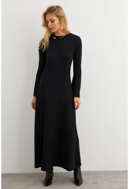Kadın Siyah Basic Maxi Elbise COL30