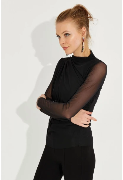 Kadın Siyah Büzgülü Drapeli Tül Bluz LPP1244
