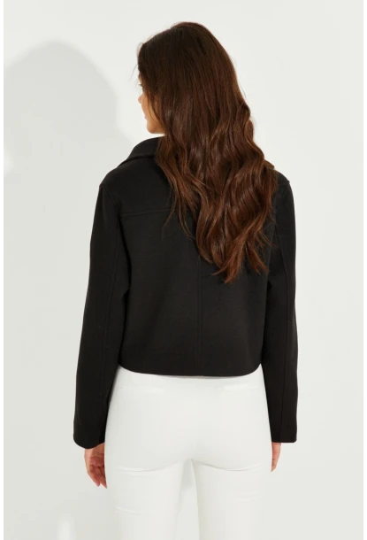 Kadın Siyah Cepli Kısa Kaşe Ceket TW50048