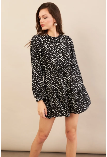 Kadın Siyah-Ekru Sırtı Açık Puantiyeli Mini Elbise BTY107