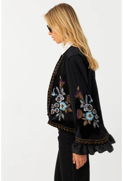 Kadın Siyah İspanyol Kol Nakışlı Kadife Simli Ceket QS5577