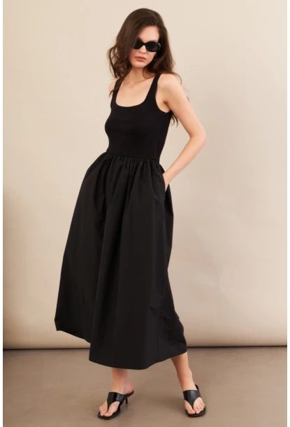 Kadın Siyah Kare Yaka Paraşüt Midi Elbise İRE1460