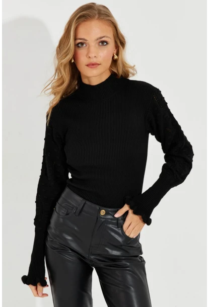 Kadın Siyah Kolları Ajurlu Triko Bluz SMT218