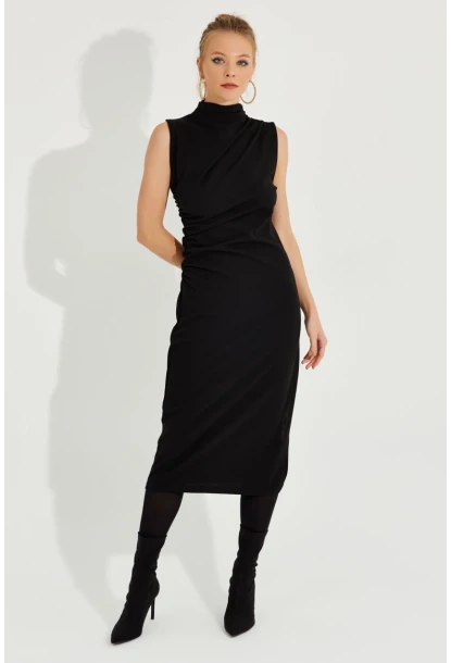 Kadın Siyah Kolsuz Midi Elbise KED4048